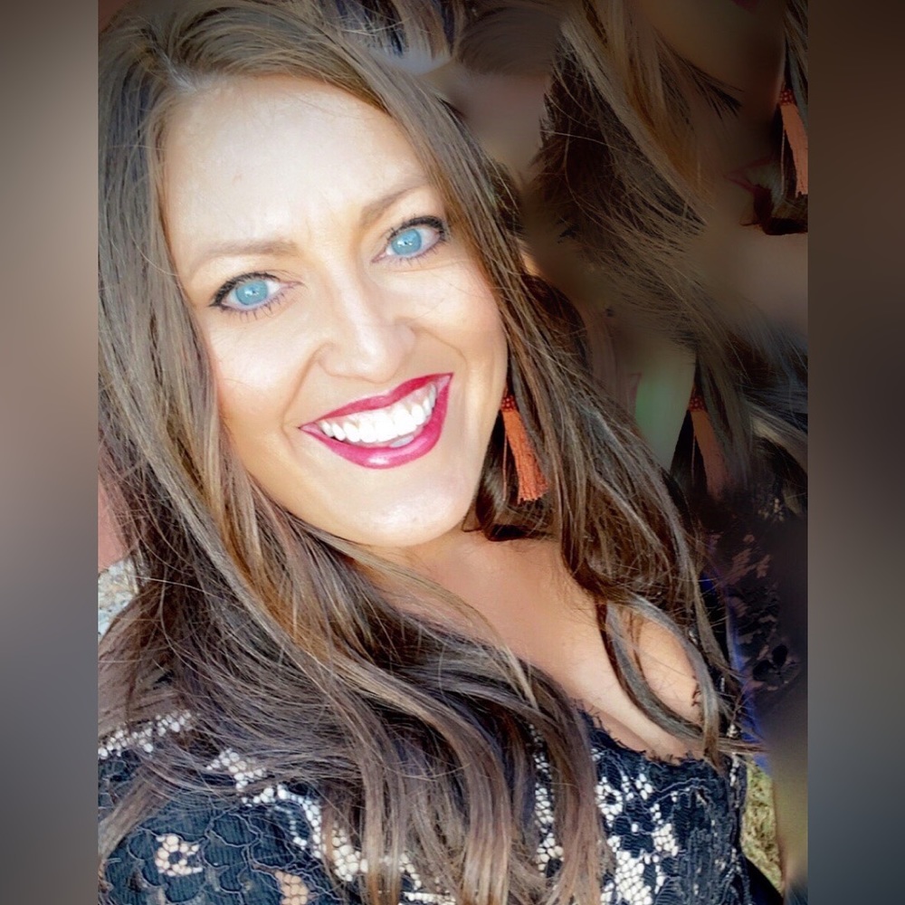 Meet your Posher, Ashlee